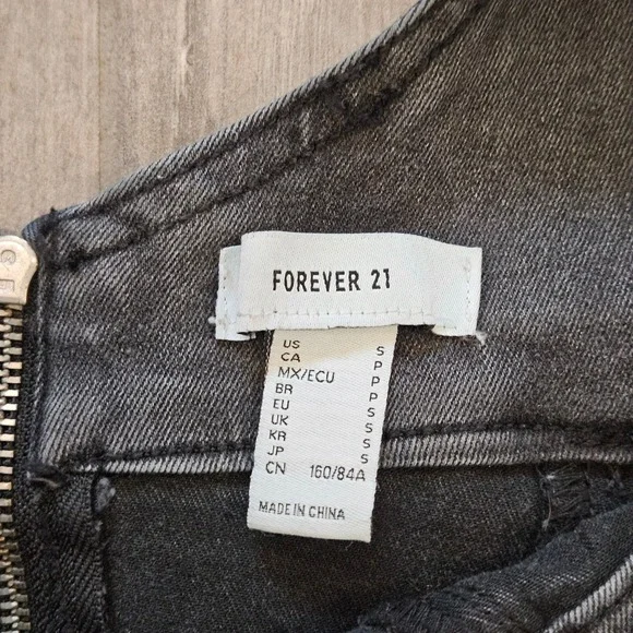 Forever 21 Denim Jumpsuit Women S Wide Leg Sleeveless Charcoal Wash Grunge Edgy - Picture 5 of 10